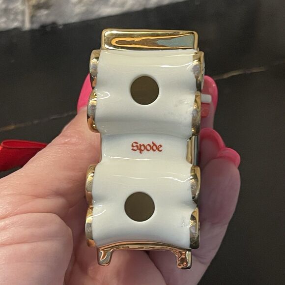 Vintage Spode Christmas Tree 2002 Baggage Car Train Christmas Ornament - Picture 6 of 7